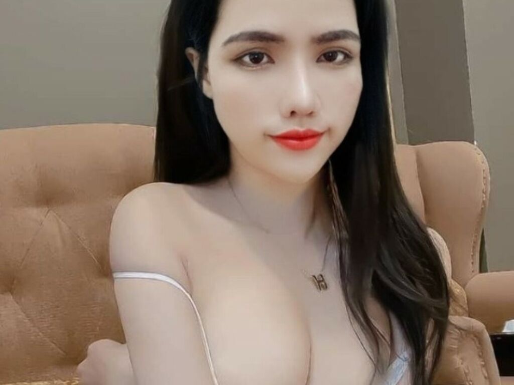 AnyaPerry erotic cam