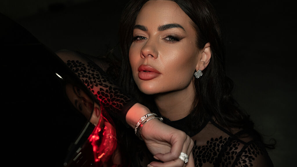 IsaGrace's profile from Jasmin at GirlsOfJasmin'