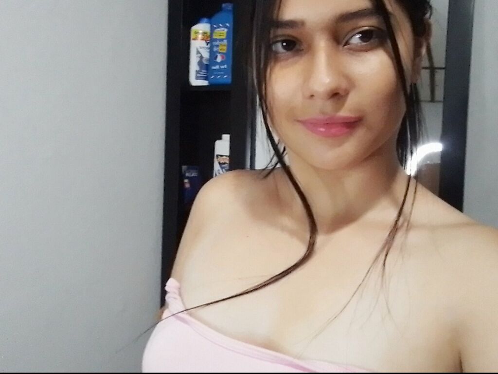 AmelyaRosse naked webcams videochat