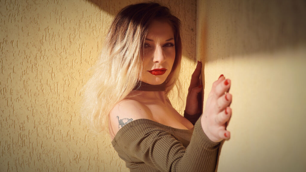 NicolleDixon's profile from Jasmin at GirlsOfJasmin'