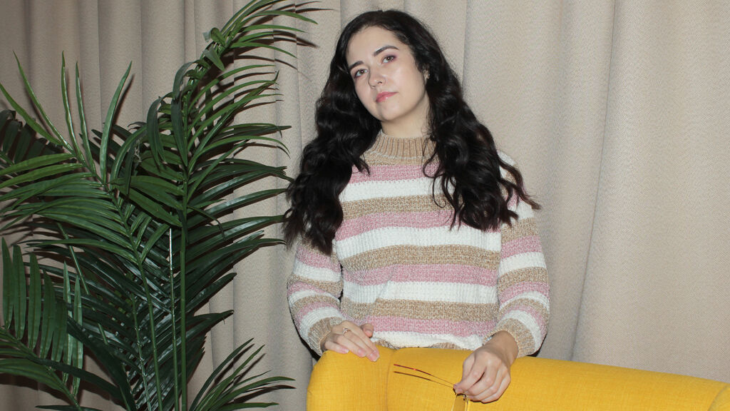 BellaFleming online on GirlsOfJasmin