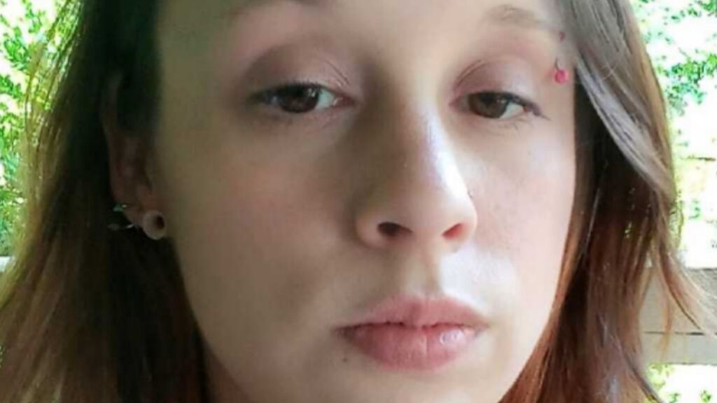 ChasityChambers online on GirlsOfJasmin