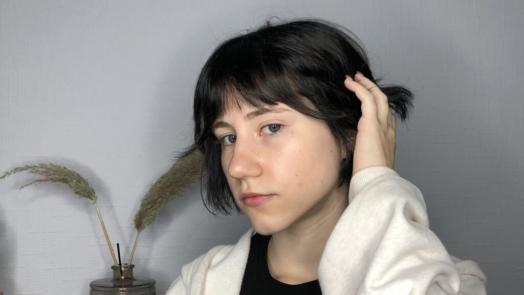 CorneliaGiorgi online on GirlsOfJasmin