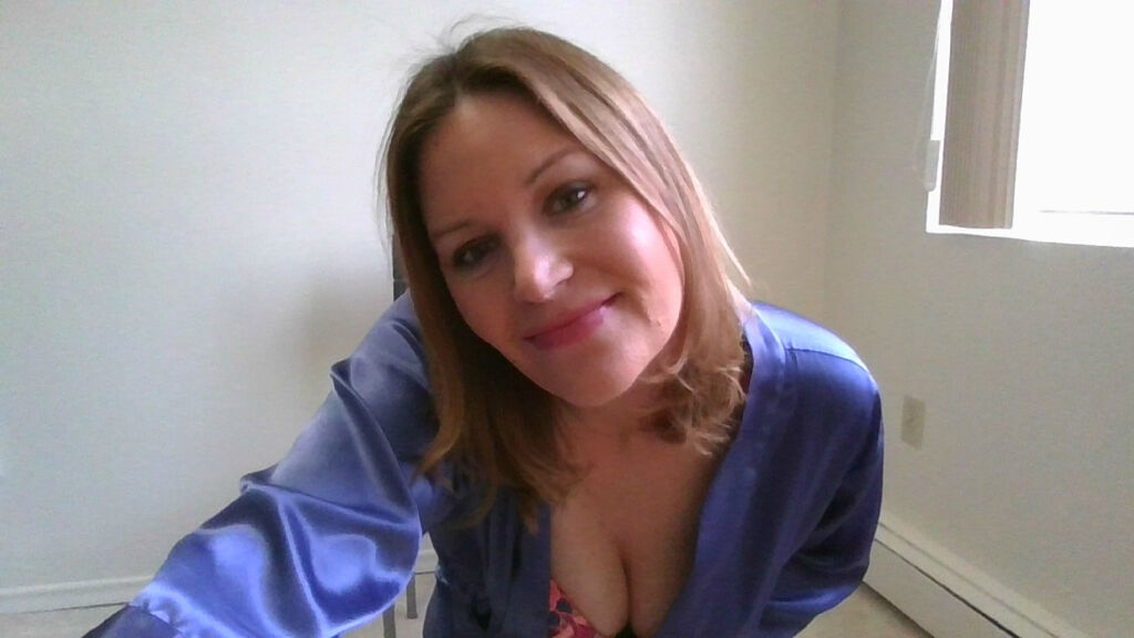  online at GirlsOfJasmin