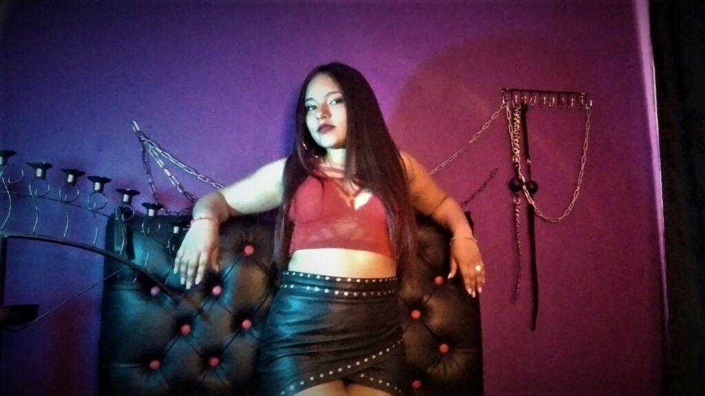 VeronicaLassiter online on GirlsOfJasmin