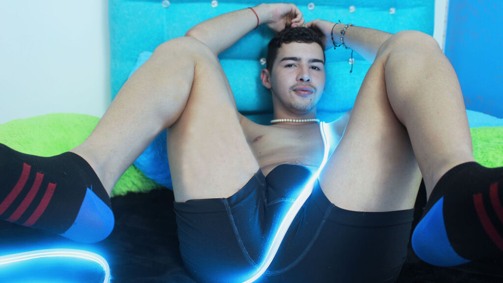 MaxiDurling's profile from LiveJasmin at BoysOfJasmin'