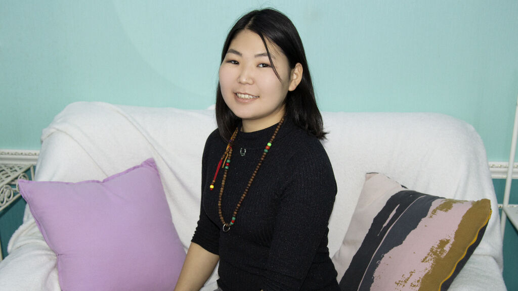 AryaTera online on GirlsOfJasmin