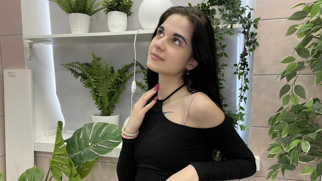 DivineWillis online on GirlsOfJasmin