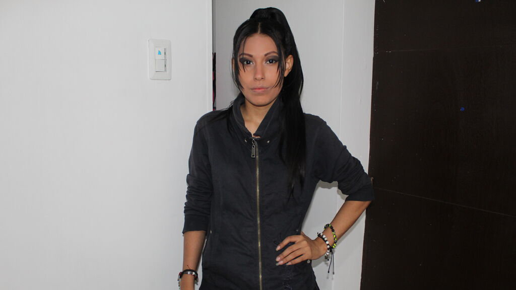  online at GirlsOfJasmin