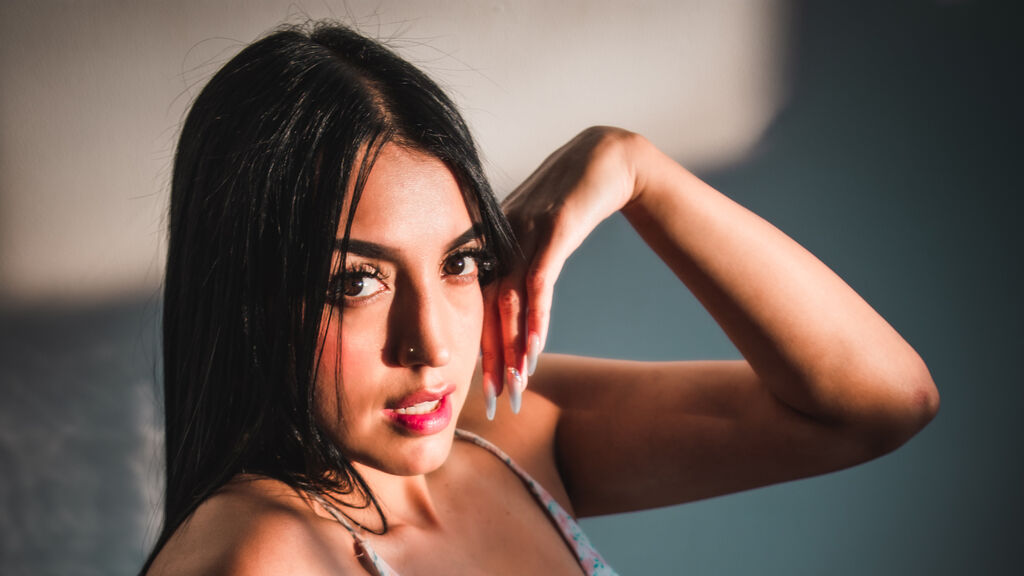 online at GirlsOfJasmin