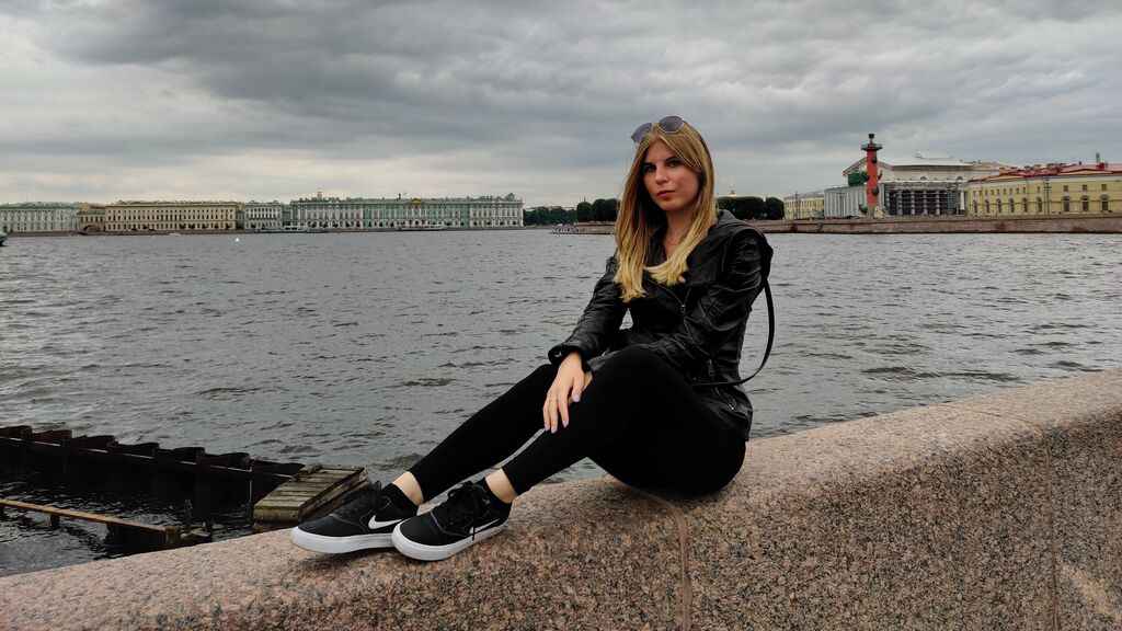 AliceSykes online on GirlsOfJasmin