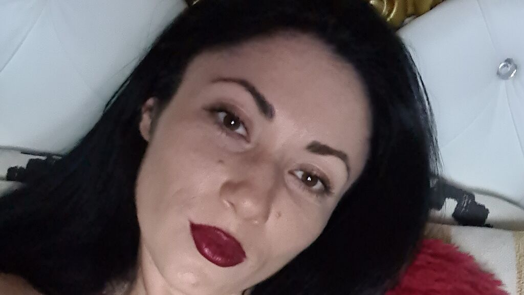  online at GirlsOfJasmin