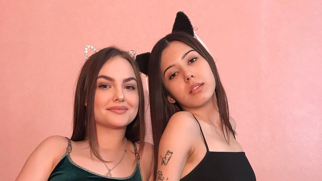 EmmaAndKayla's profile from Jasmin at GirlsOfJasmin'