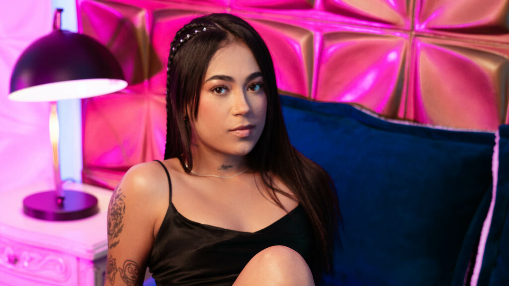  online at GirlsOfJasmin