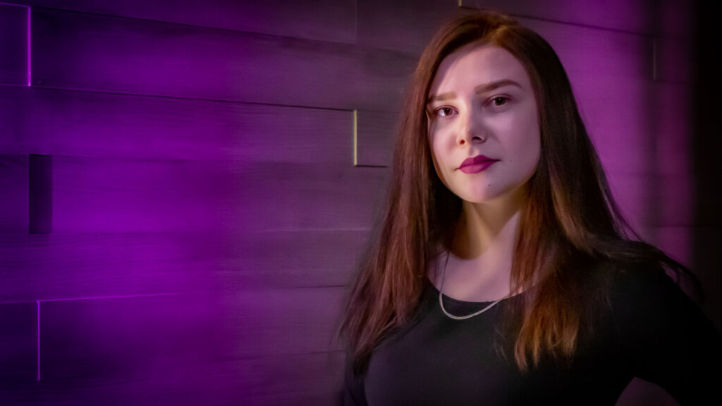 OlgaAletskaya online on GirlsOfJasmin