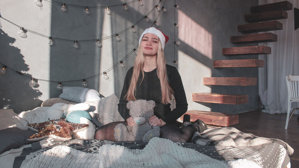 ChristalWalton online on GirlsOfJasmin