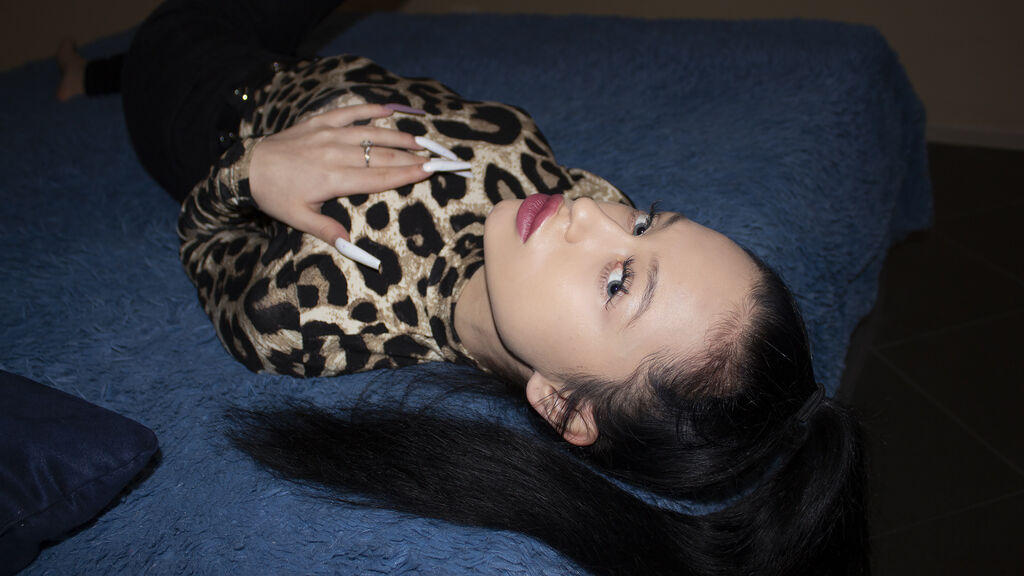 ChanelCourtney online on GirlsOfJasmin