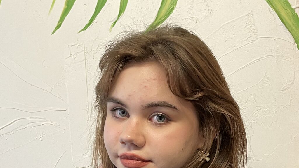 PaolinaNatale online on GirlsOfJasmin