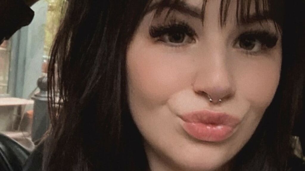 OliviaJonhson online on GirlsOfJasmin