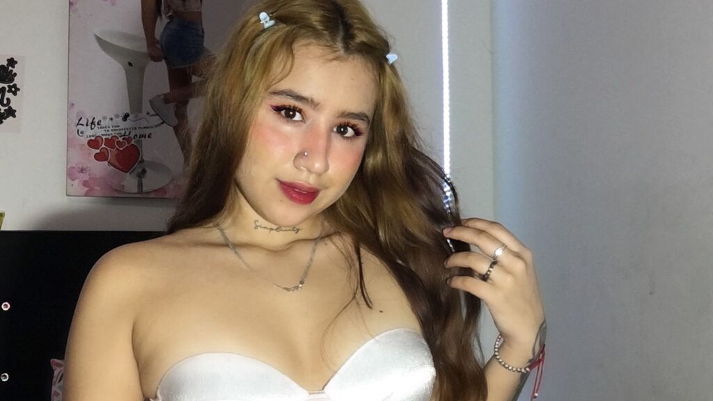  online at GirlsOfJasmin
