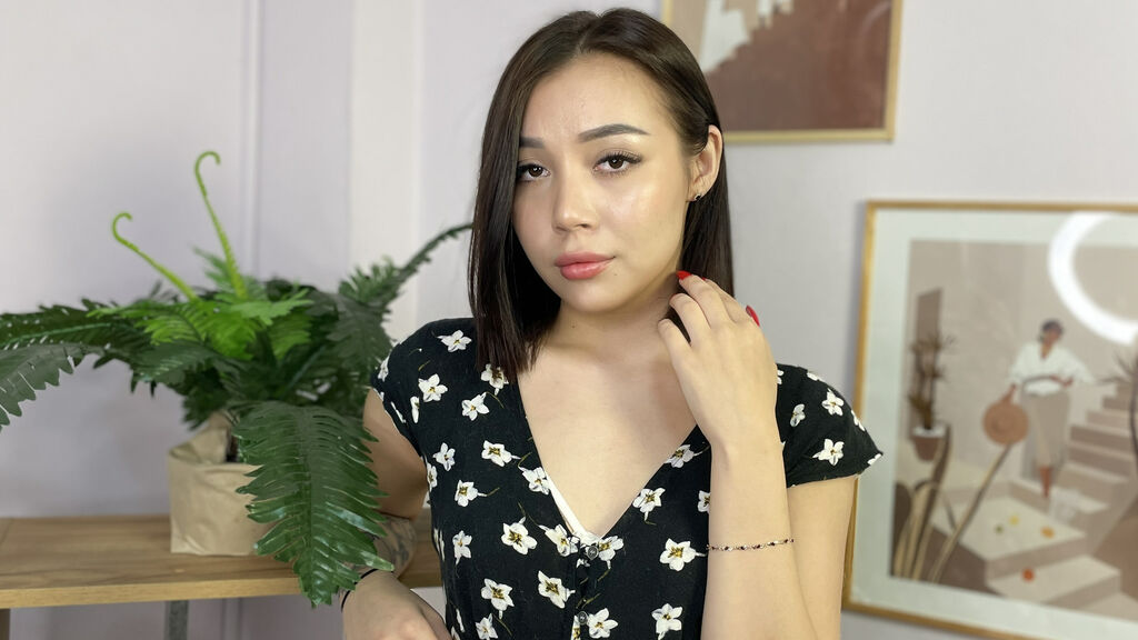 RosaliaPinnas online on GirlsOfJasmin