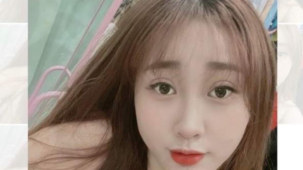  online at GirlsOfJasmin