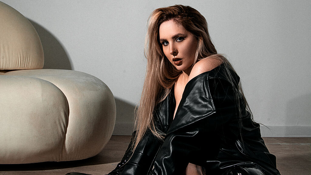 EmpressAlice online on GirlsOfJasmin