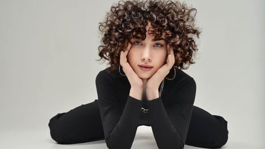 ChiaraOrlando online on GirlsOfJasmin