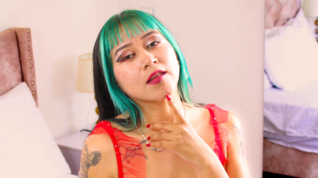  online at GirlsOfJasmin