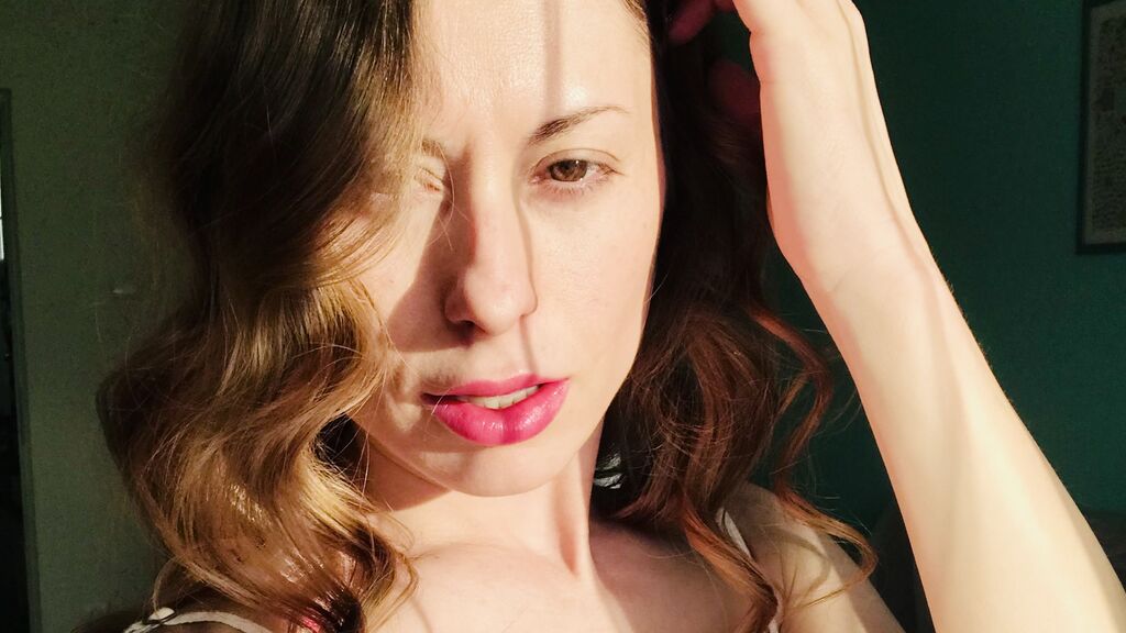 EsmeFayah online on GirlsOfJasmin