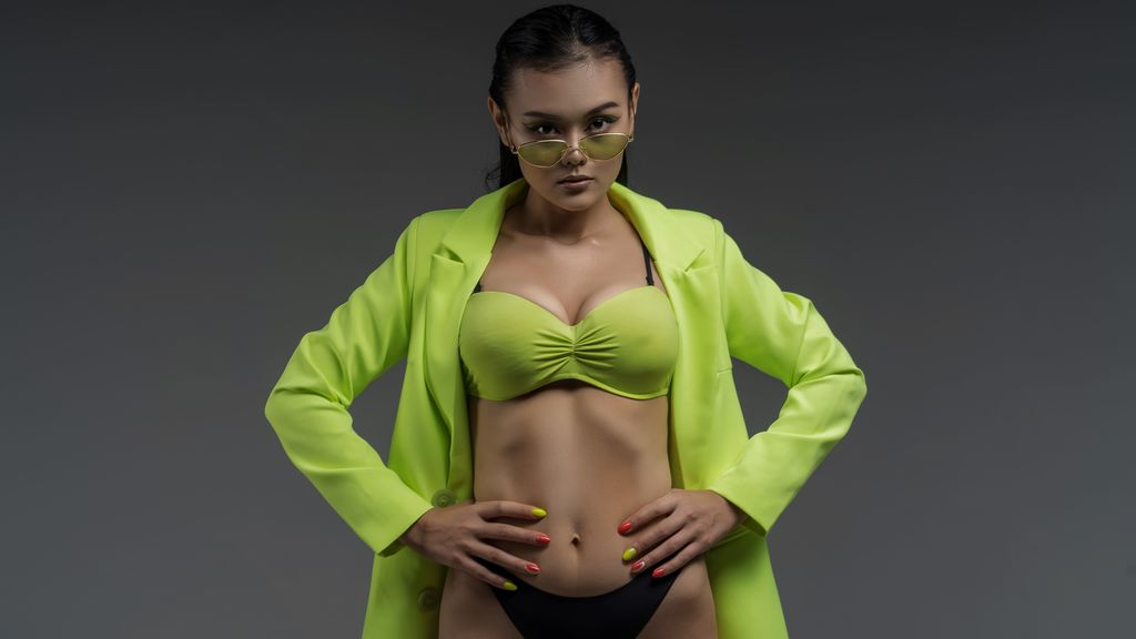  online at GirlsOfJasmin