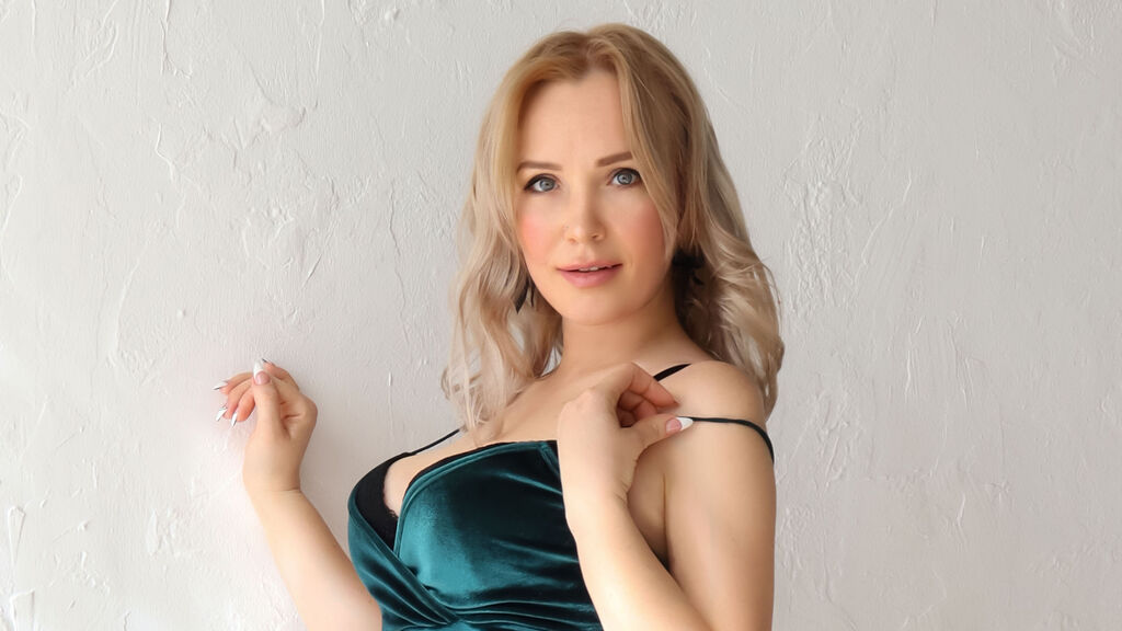 LilyMollygan online on GirlsOfJasmin