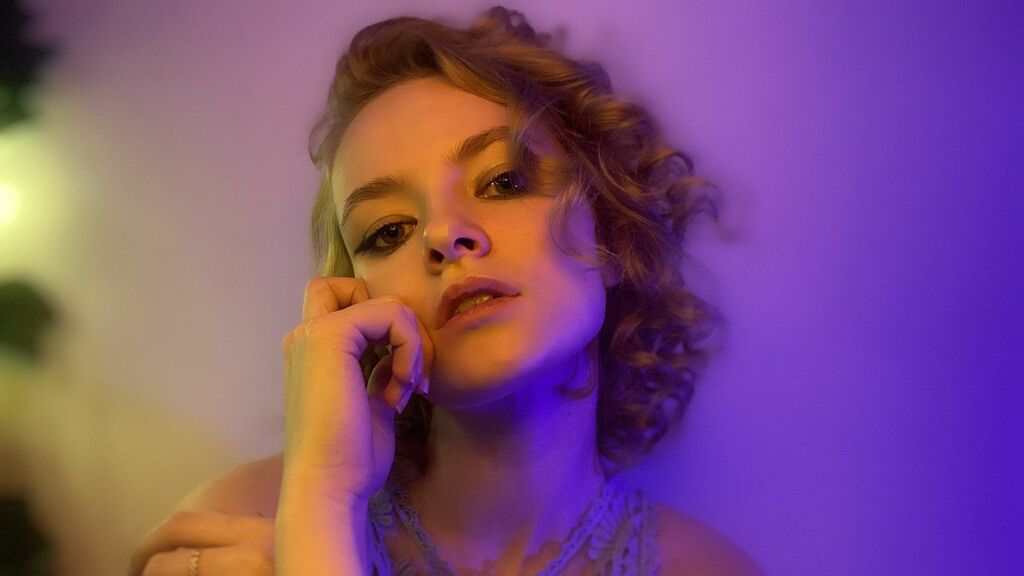  online at GirlsOfJasmin