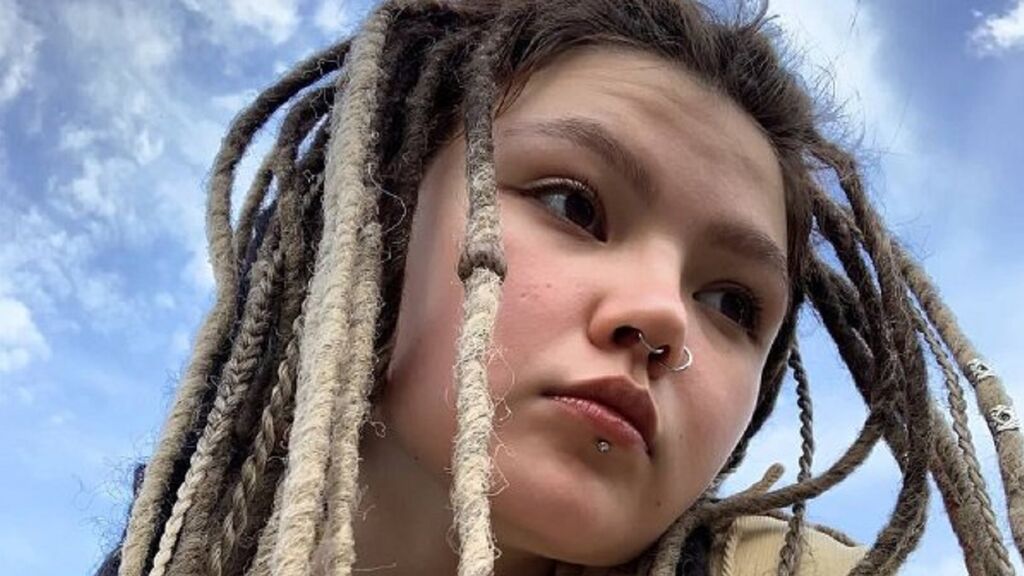 KimVolkiri online on GirlsOfJasmin