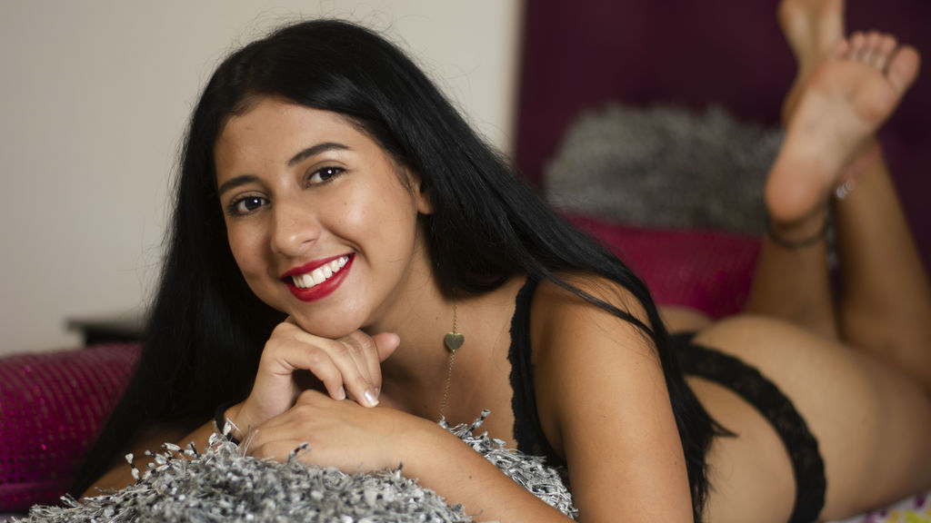  online at GirlsOfJasmin