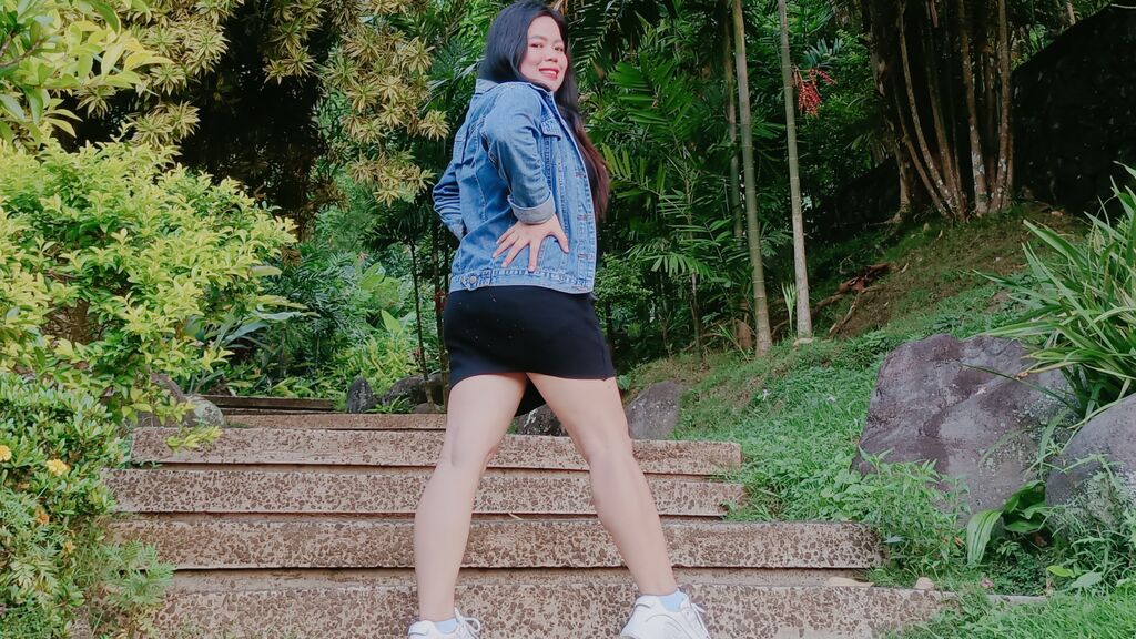 EllieBrighter online on GirlsOfJasmin