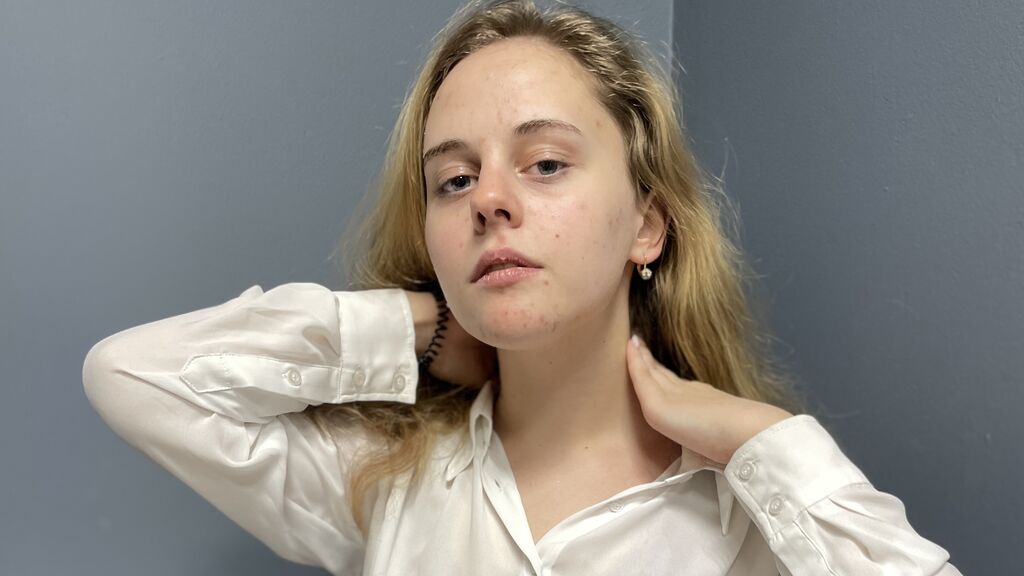 PaolaCeccarelli online on GirlsOfJasmin