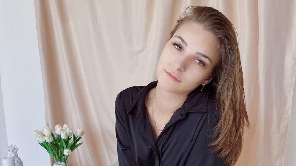 RubyHayness online on GirlsOfJasmin