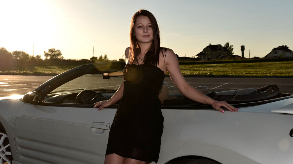 EmiliaLarson online on GirlsOfJasmin