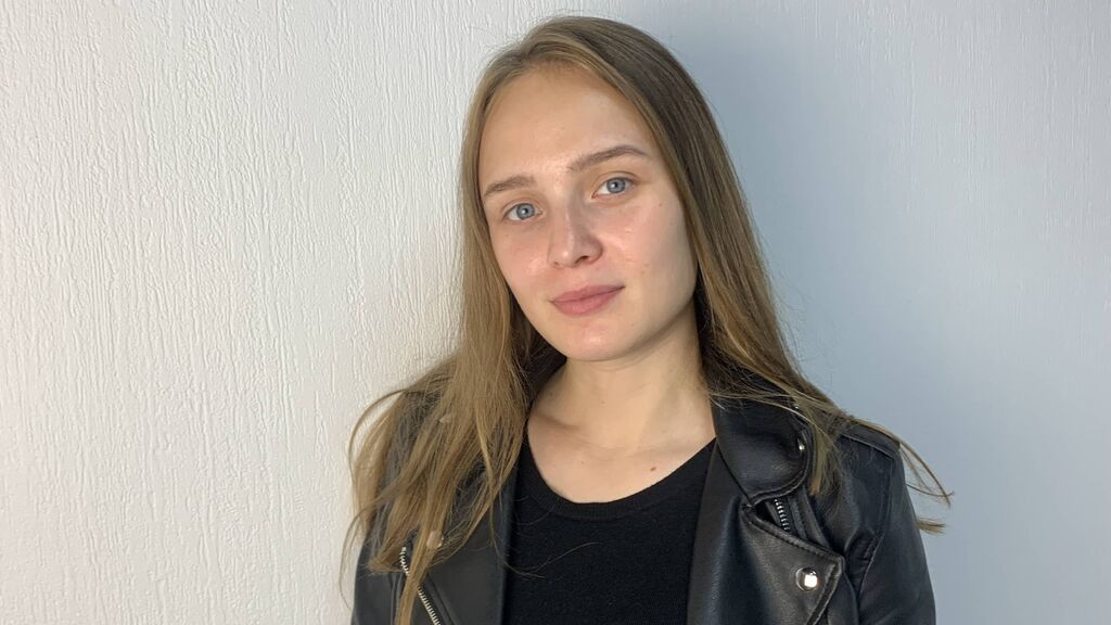 RebeccaVerde online on GirlsOfJasmin