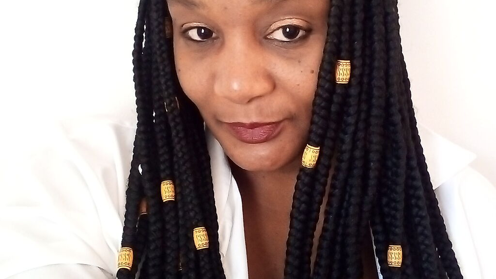 ZaharaXavier online on GirlsOfJasmin