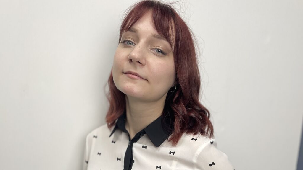 CeliaBenedetti online on GirlsOfJasmin