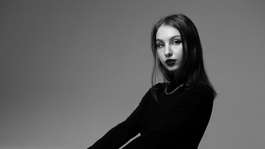 JeniferSwan online on GirlsOfJasmin