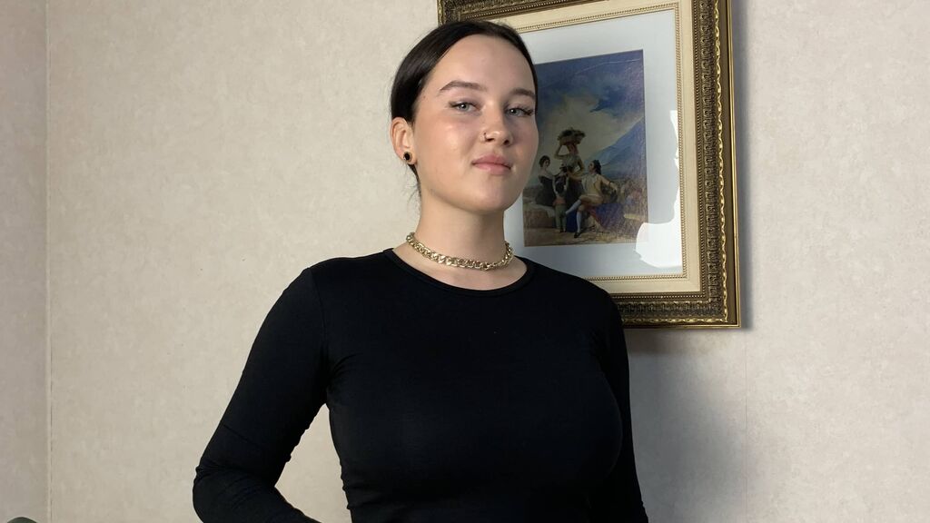 LilianaFioris online on GirlsOfJasmin