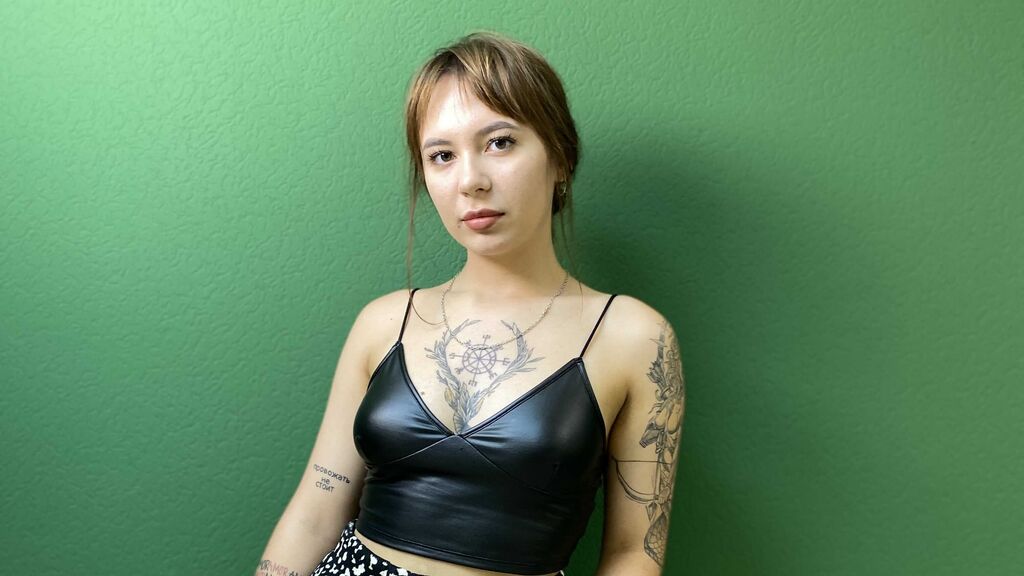 ClaudiaCarletti online on GirlsOfJasmin