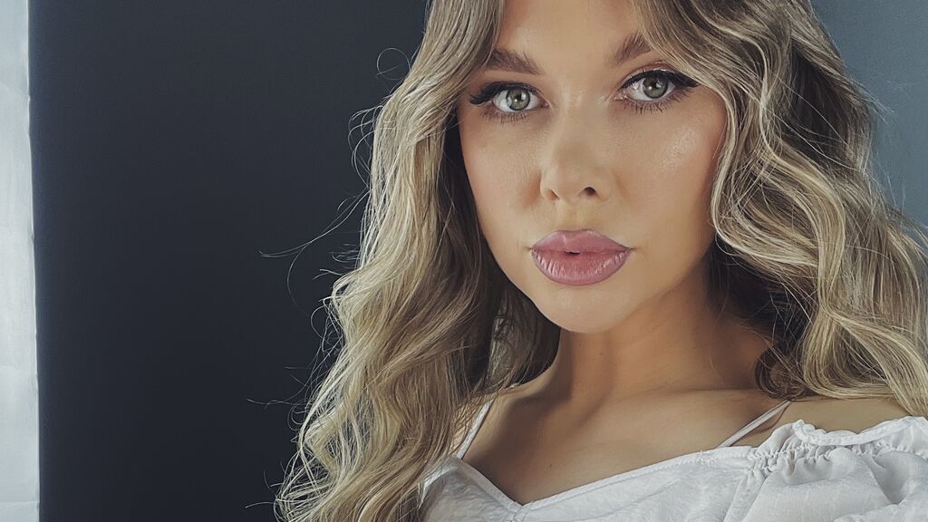  online at GirlsOfJasmin