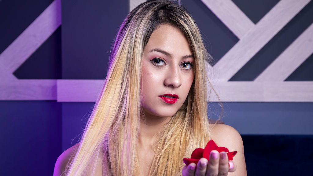  online at GirlsOfJasmin